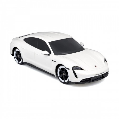Bburago 1/24 Porsche Taycan Turbos S (21098) Bburago 1/24 Porsche Taycan Turbos S (21098)