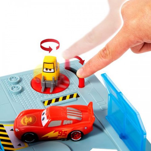 Mattel Cars "On the Road" Σετ Παιχνιδιού Κέντρο Εκπαίδευσης (HGV69)