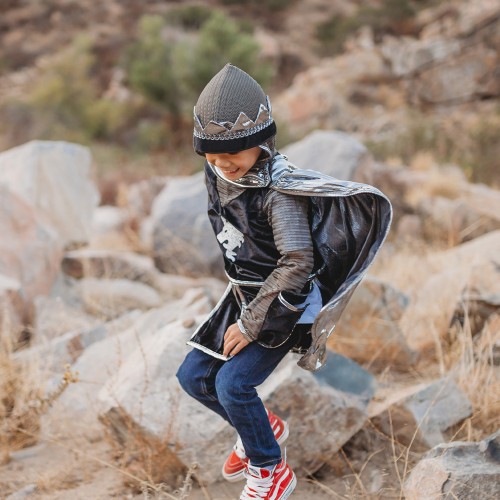 Great Pretenders Στολή Ιππότης με Ασημί Χιτώνα, Κάπα και Κορώνα 7-8 (61967)