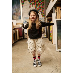 Two In A Castle Groove Is In The Heart Sweater Black (T3571)