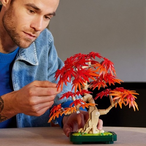 Lego Botanical Japanese Maple Tree (10348) Lego Botanical Japanese Maple Tree (10348)