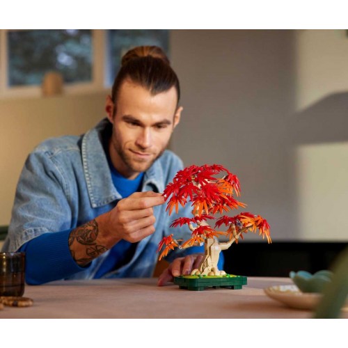 Lego Botanical Japanese Maple Tree (10348) Lego Botanical Japanese Maple Tree (10348)