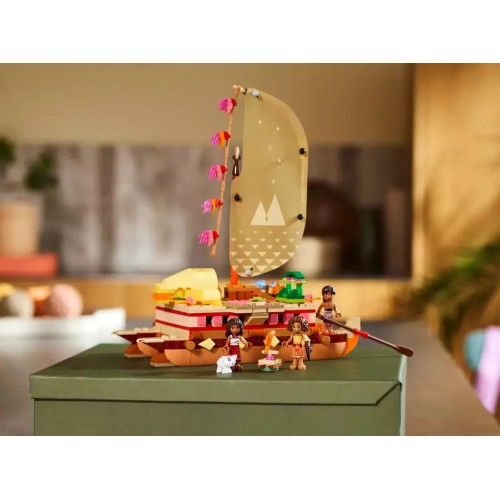 Lego Disney - Moana's Adventure Canoe (43270)