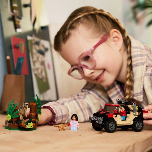 Lego Jurassic Raptor Off-Road Escape (76972)