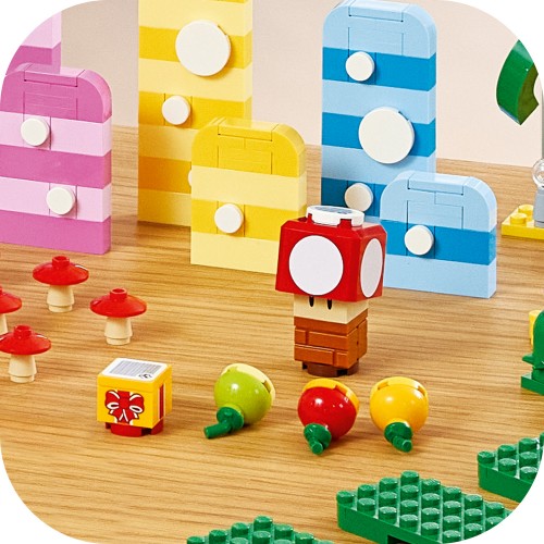 Lego Super Mario Creativity Toolbox Maker Set (71418)