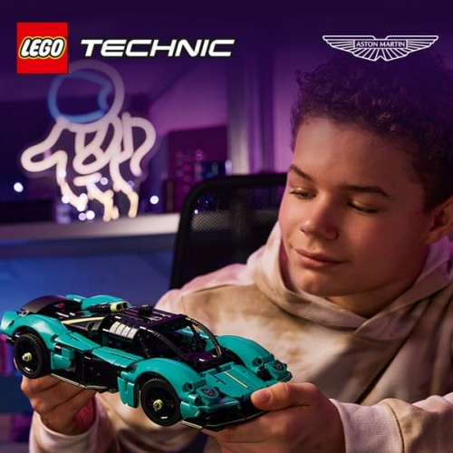 Lego Technic Aston Martin Valkyrie (42208)