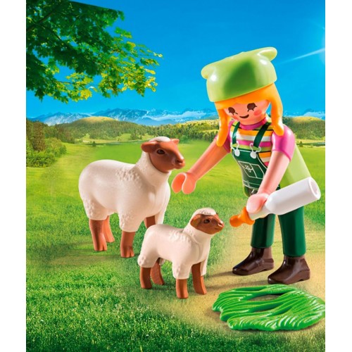 Αγρότισσα με προβατάκια (9356)