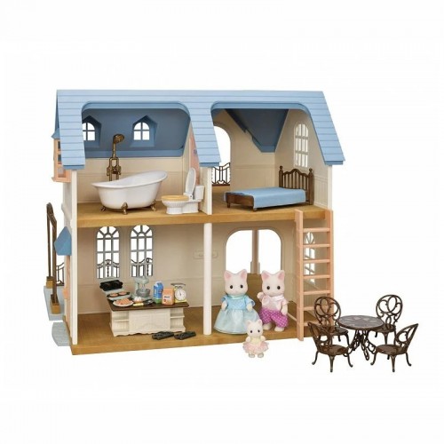 Sylvanian Families Courtyard Home Gift Set (5609)