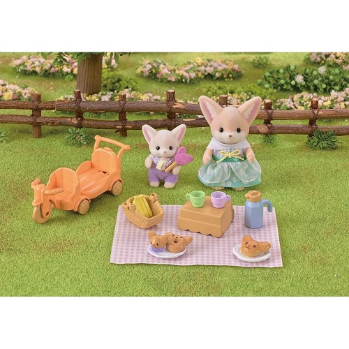 Sylvanian Families Sunny Picnic Set Fennec Fox Sister and Baby (5698)