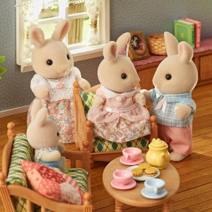 Sylvanian Families Milk Rabbit Family (5706)
