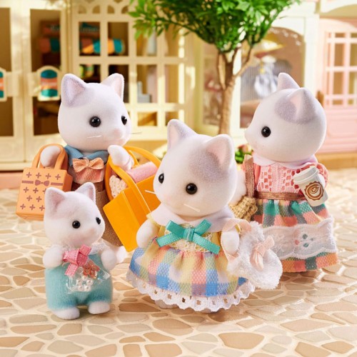 Sylvanian Families Latte Cat Family (5738)