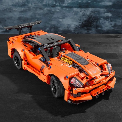 Lego Technic Chevrolet Corvette ZR1 (42093)