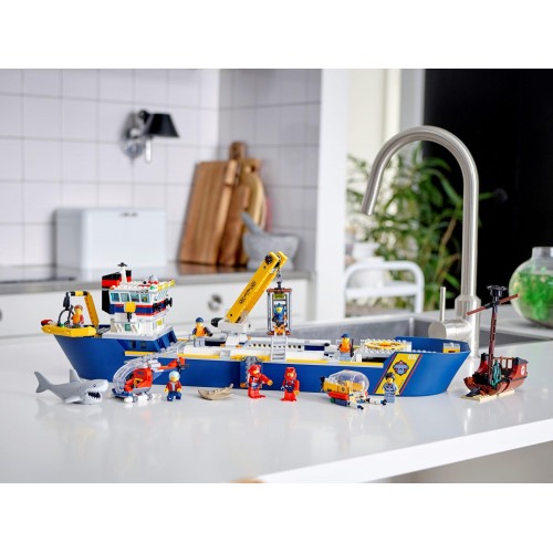 Lego City Ocean Exploration Ship (60266)