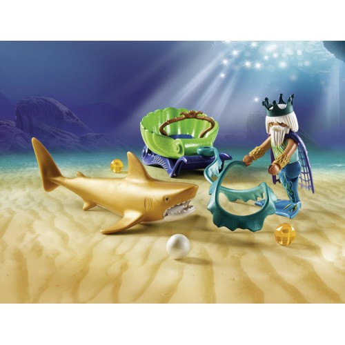 Βασιλιάς της θάλασσας με άμαξα καρχαρία (70097)